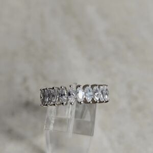 Sterling Silver 925 Womens Ring Size 8 Oval Cut Cubic Zirconia Stones Jewelry‎